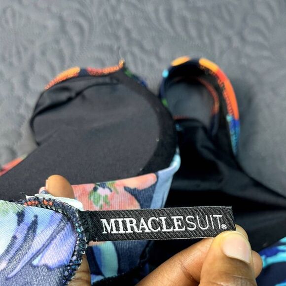 Miraclesuit Tropical Sunset Hidden Treasure 1pc T-Control Swimsuit SZ8:Pre-Owned - Picture 8 of 8